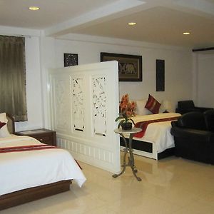 True Siam Phayathai Hotel